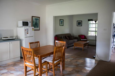 Giants Table And Cottages - Tourism Cairns 17