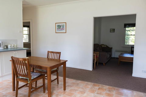 Giants Table And Cottages - Tourism Cairns 20