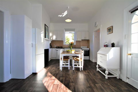 Horlock House - Tourism Cairns 7