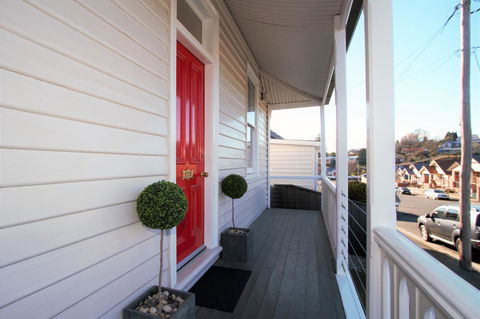 Horlock House - Tourism Cairns 3