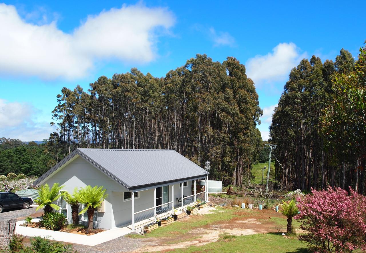 Erriba TAS Tourism Cairns