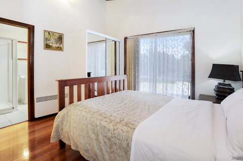 Harvey Farm Lodge - Tourism Cairns 12