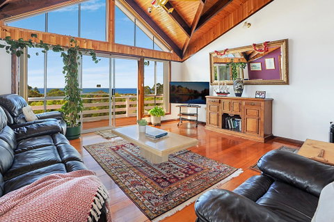 Harvey Farm Lodge - Tourism Cairns 3