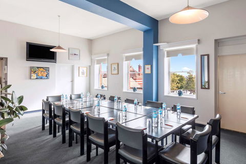 Coach House Launceston - Tourism Cairns 34