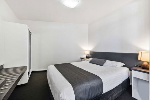 Coach House Launceston - Tourism Cairns 12