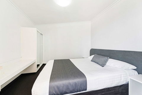 Coach House Launceston - Tourism Cairns 15