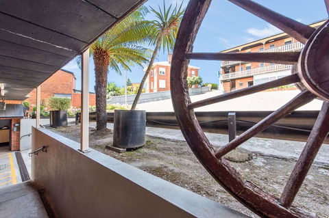 Coach House Launceston - Tourism Cairns 26