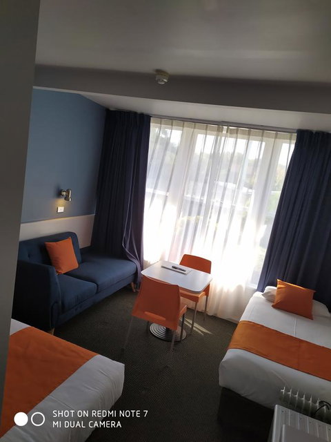 Waterfront Lodge Motel - Tourism Cairns 6