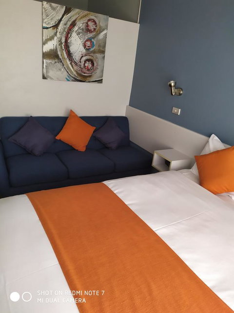 Waterfront Lodge Motel - Tourism Cairns 15