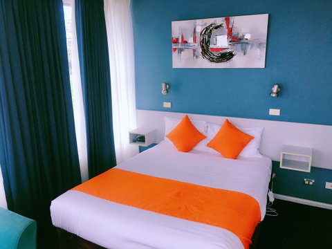 Waterfront Lodge Motel - Tourism Cairns 24
