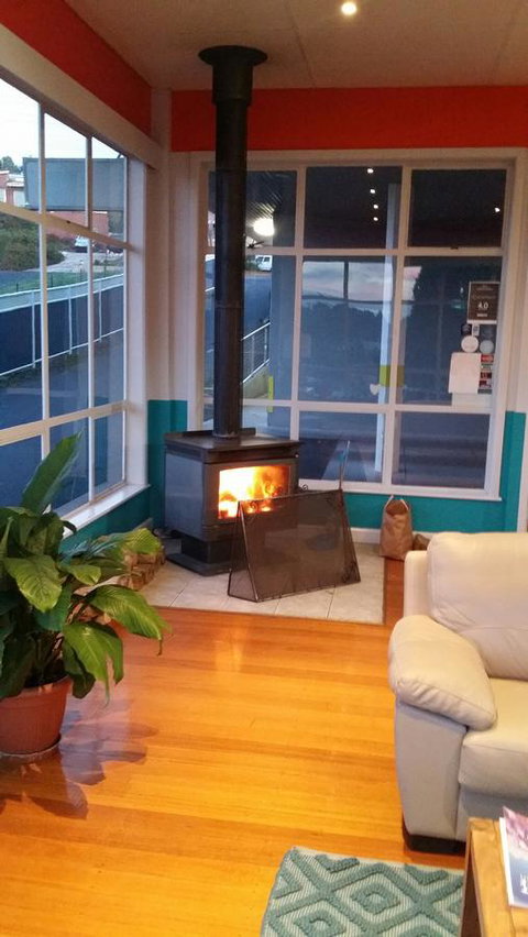 Waterfront Lodge Motel - Tourism Cairns 34