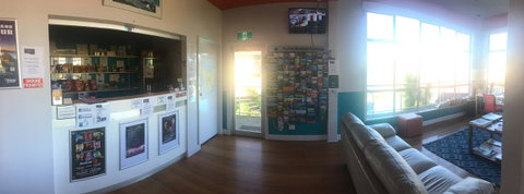 Waterfront Lodge Motel - Tourism Cairns 30