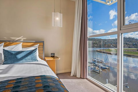 Peppers Seaport Hotel - Tourism Cairns 14