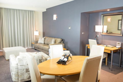 Peppers Seaport Hotel - Tourism Cairns 41