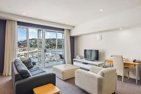 Peppers Seaport Hotel - Tourism Cairns 23