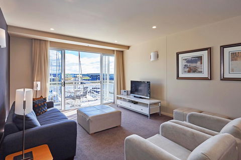 Peppers Seaport Hotel - Tourism Cairns 11