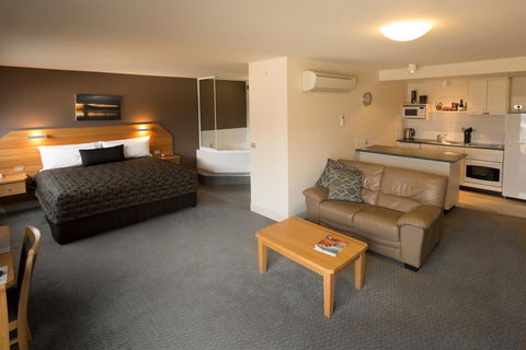 The Old Woolstore Apartment Hotel - Tourism Cairns 25