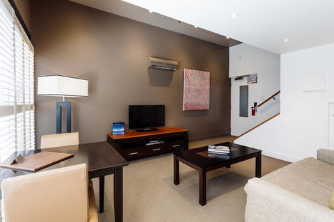 The Henry Jones Art Hotel - Tourism Cairns 39