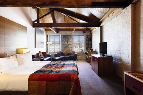 The Henry Jones Art Hotel - Tourism Cairns 22