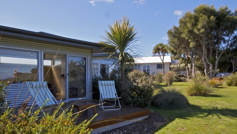 Eagle Peaks At Freycinet - Tourism Cairns 28