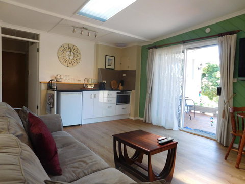 Amble\'a\'While On Tamar - Tourism Cairns 37