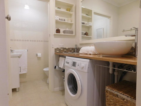 Amble\'a\'While On Tamar - Tourism Cairns 17