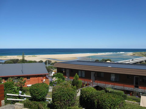 Blue Seas Holiday Villas - Tourism Cairns 0