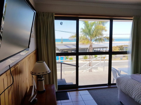 Blue Seas Holiday Villas - Tourism Cairns 43