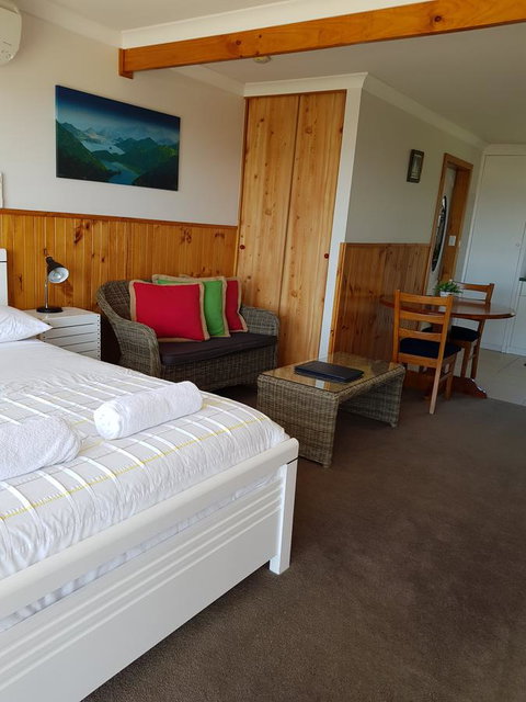 Blue Seas Holiday Villas - Tourism Cairns 37