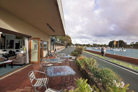 The Waterfront Wynyard - Tourism Cairns 3