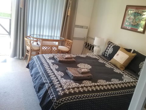 Robin\'s Nest B&B - Tourism Cairns 21