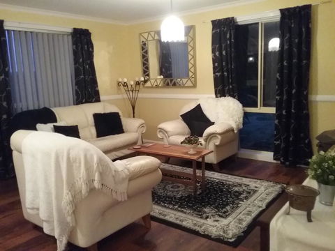 Robin\'s Nest B&B - Tourism Cairns 2