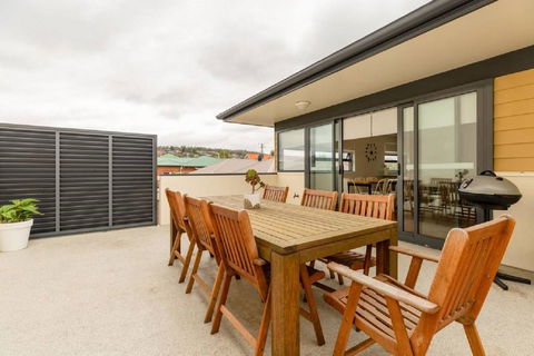 Kangaroo Bay Apartments - Tourism Cairns 20