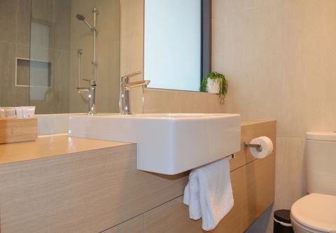 Kangaroo Bay Apartments - Tourism Cairns 5