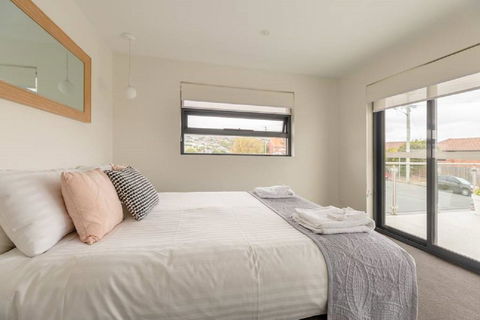 Kangaroo Bay Apartments - Tourism Cairns 29