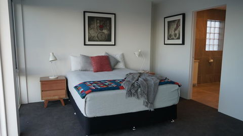 Anchorage Tasmania - Tourism Cairns 2