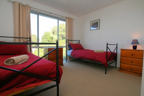 Suntrap Cove Bicheno - Tourism Cairns 17