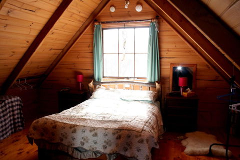 Cradle Mountain Love Shack - Tourism Cairns 2