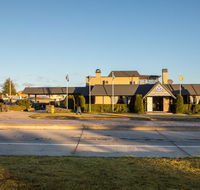 New England Motor Lodge - Tourism Cairns