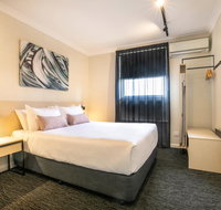Nightcap at Hendon Hotel - Tourism Cairns