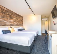 Nightcap at Westside Hotel - Tourism Cairns