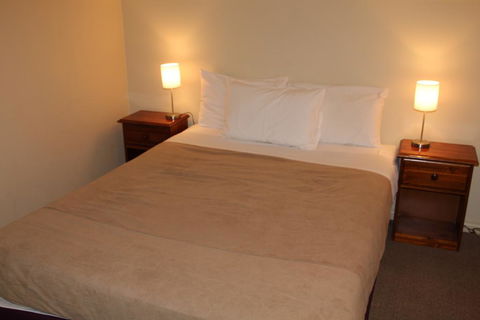 Nireeda Apartments On Clare - Tourism Cairns 3