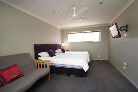 NORTHERN HAVEN-3/16 David Campbell St NH - Tourism Cairns 1