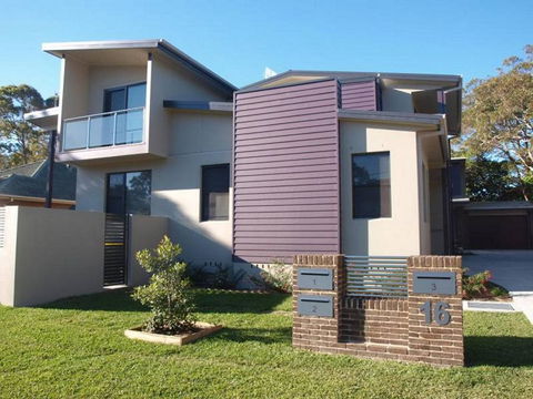 NORTHERN HAVEN-3/16 David Campbell St NH - Tourism Cairns 0