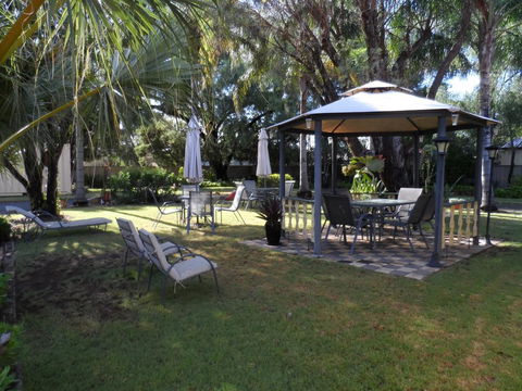 Oakey Motel - Tourism Cairns 2