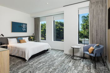 Oaks Cairns Hotel with Tourism Cairns