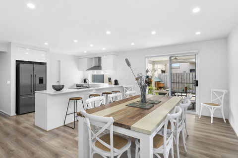OCEAN BREEZE Family Home - Tourism Cairns 1