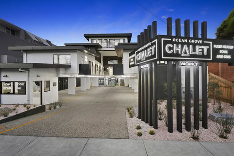 Ocean Grove Chalet - Tourism Cairns 3
