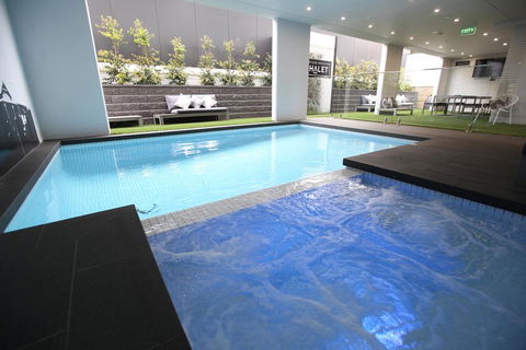 Ocean Grove Chalet - Tourism Cairns 2