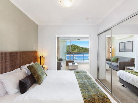 Ocean Panorama - 1 Bedroom Oceanview Apt - Tourism Cairns 0